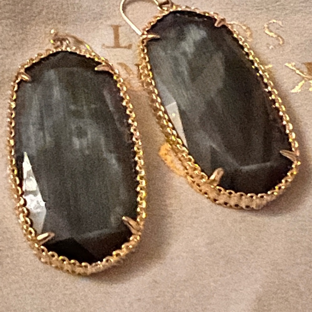 Kendra Scott Vintage retired black cats eye dangle earrings